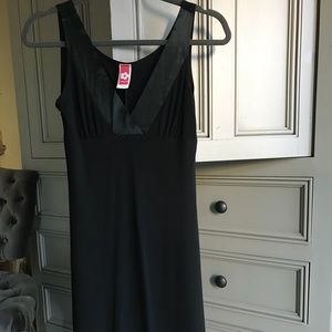 gojane Little Black Sleeveless V Neck Dress